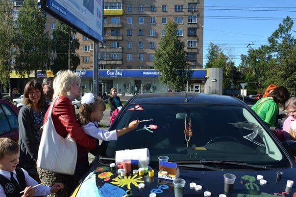 Автошкола «Вираж» на фестивале «Автограффити»