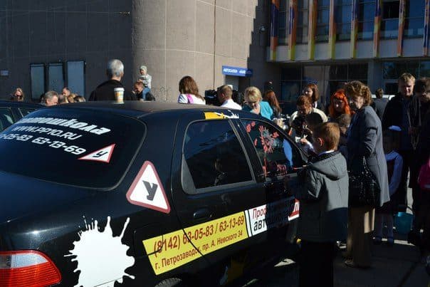 Автошкола «Вираж» на фестивале «Автограффити»