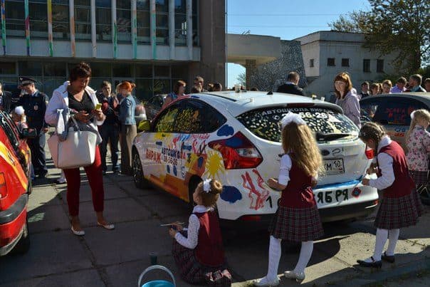 Автошкола «Вираж» на фестивале «Автограффити»