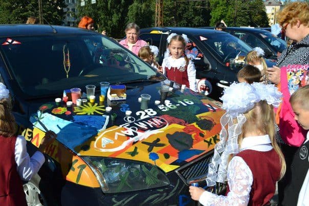 Автошкола «Вираж» на фестивале «Автограффити»