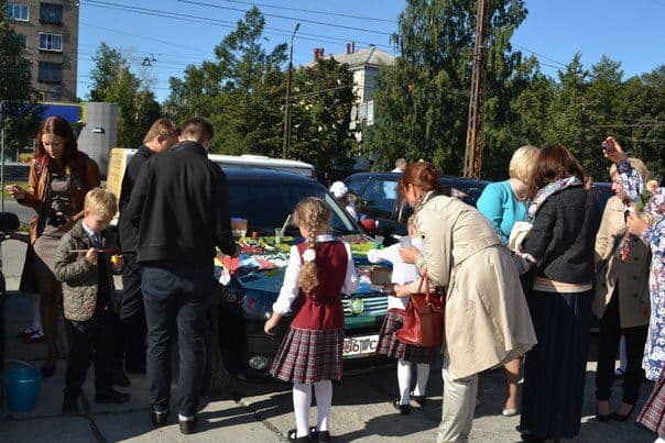 Автошкола «Вираж» на фестивале «Автограффити»