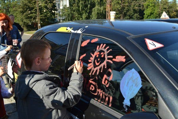 Автошкола «Вираж» на фестивале «Автограффити»