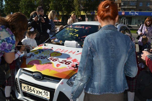 Автошкола «Вираж» на фестивале «Автограффити»